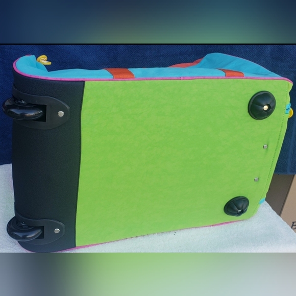 DUFFLE BAG - Picture 6 of 12